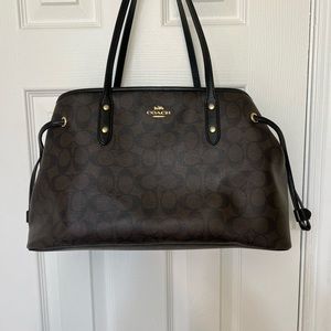 Coach brown shoulder bag